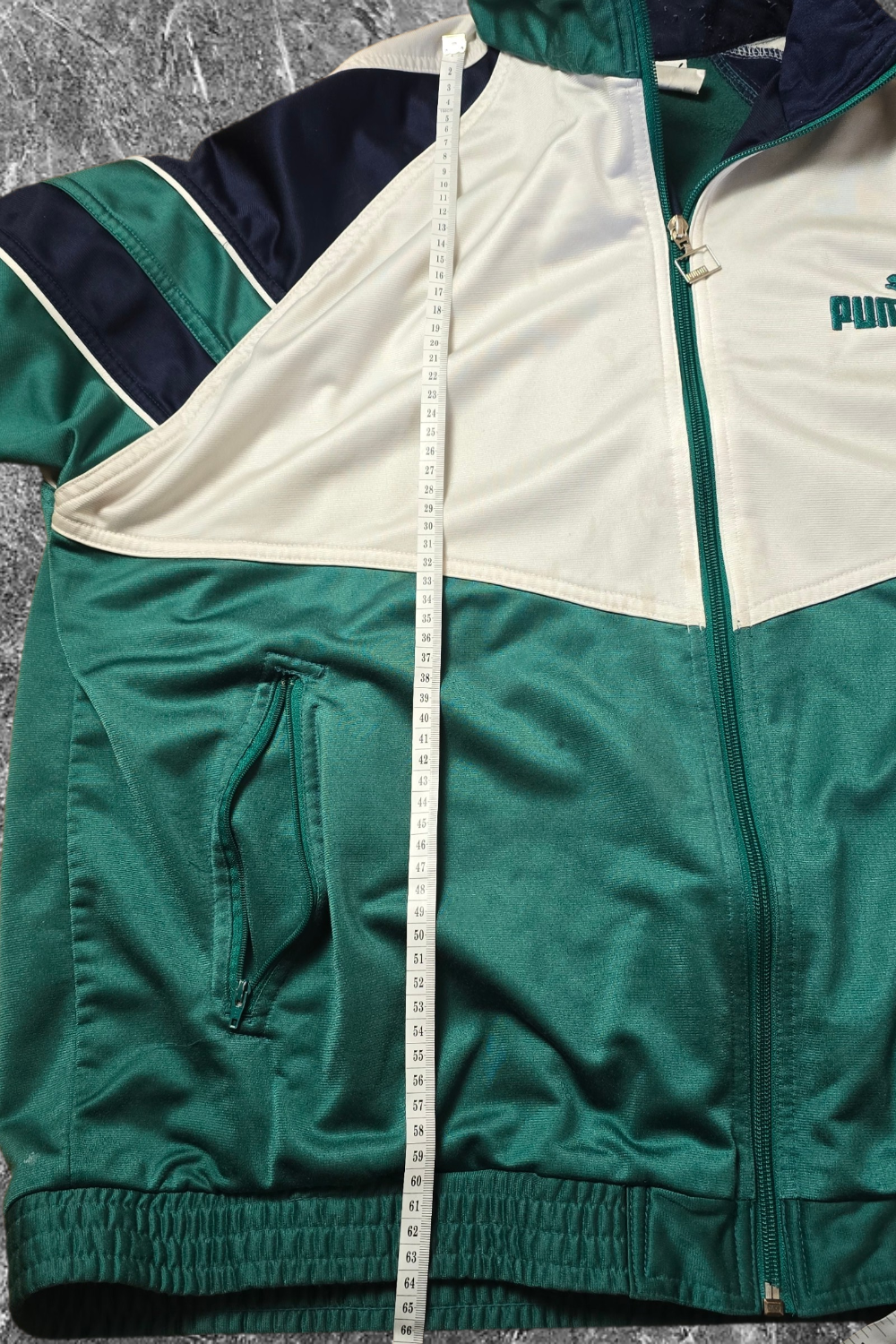 Puma Trainingsjacke – Vintage Style – Größe L